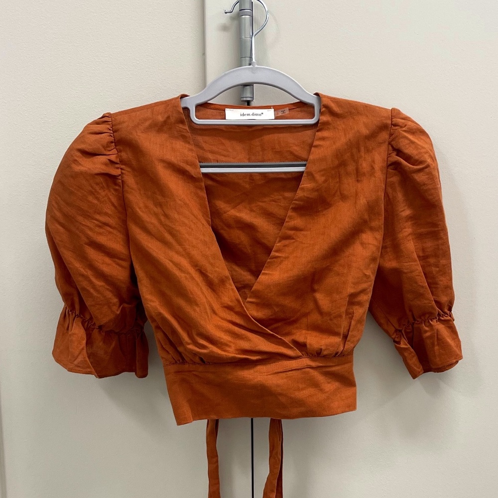 ITEM DITTO Top in Warm Copper